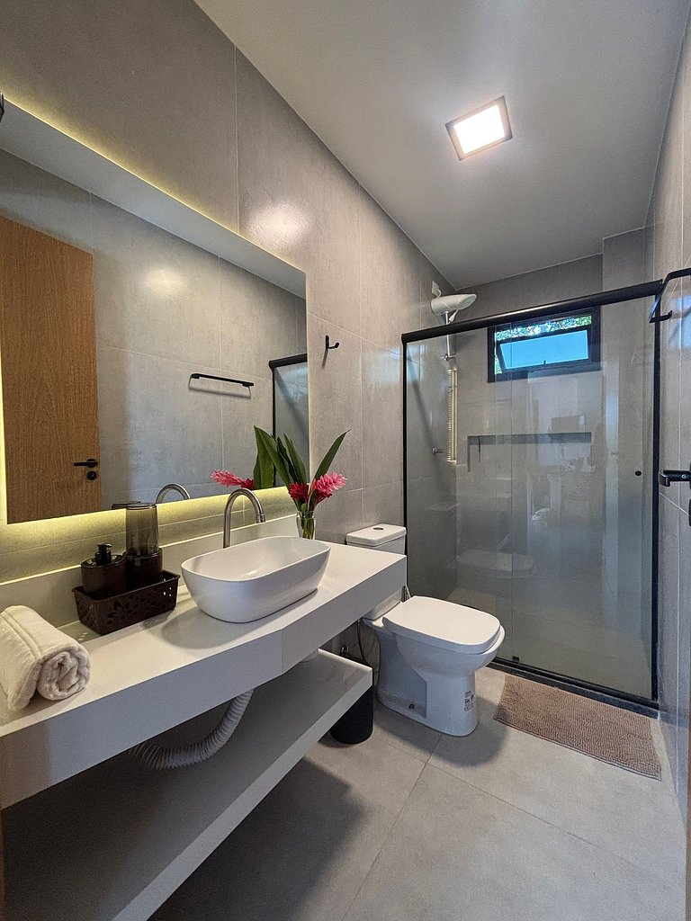 Visgo: Apê 2 Quartos com Vista Piscina e Natureza