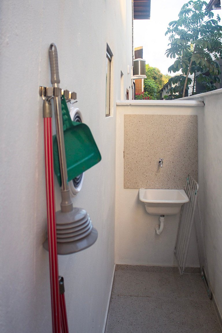 Vila dos Pássaros Flats - Excelente localização